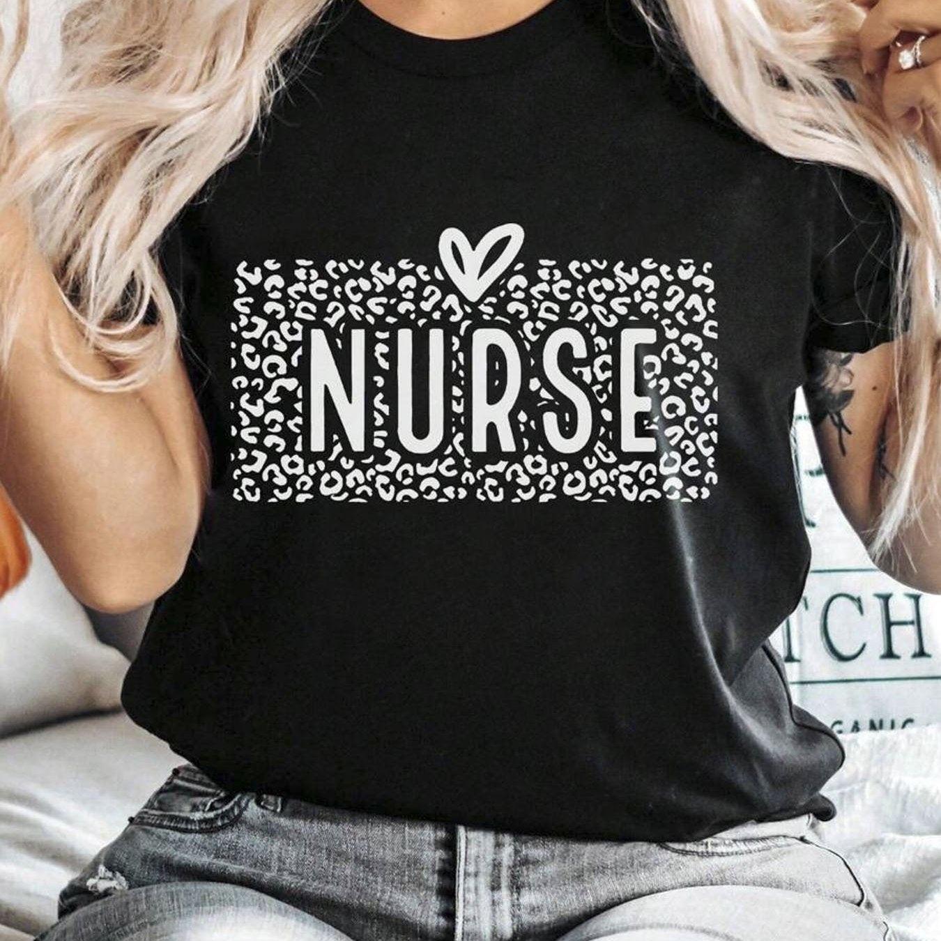 1pc, 100%, Nurse Pattern Printed T-Shirt, Seasonal Casual Men'S T-Shirt, Round Neck Pure Short Sleeved T-Shirt, Outdoor Sports, Holiday Gift