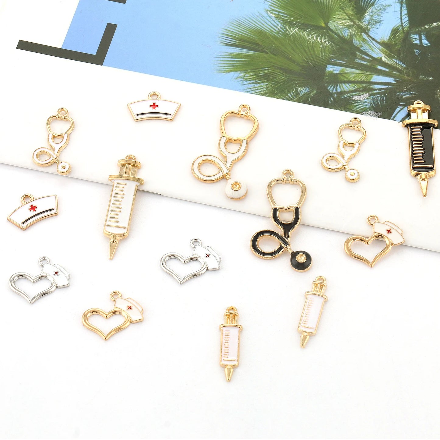 10pcs Nurse Medical Tool Injection Syringe Stethoscope Image Nurse Cap Charm Pendant Necklace Keychain For DIY Jewelry Making