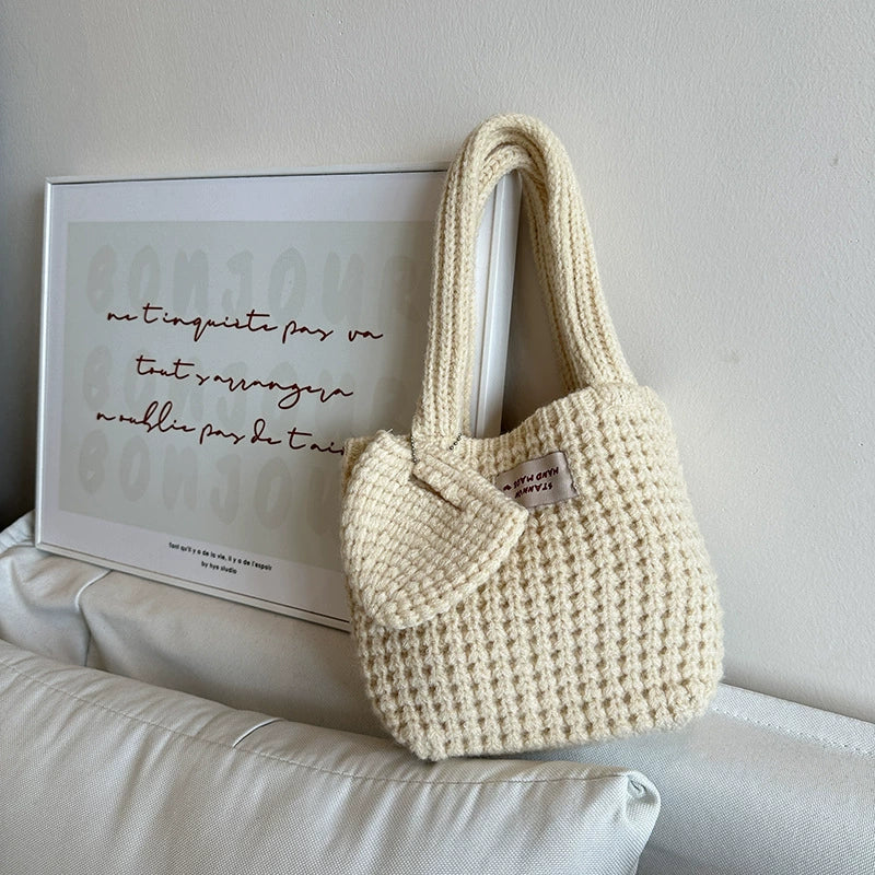Woven Bag K-style Ins Pure Color Knitting Women's Pure Bag Cute Wool Handbag Autumn and Winter Wild Walking Hand Bag