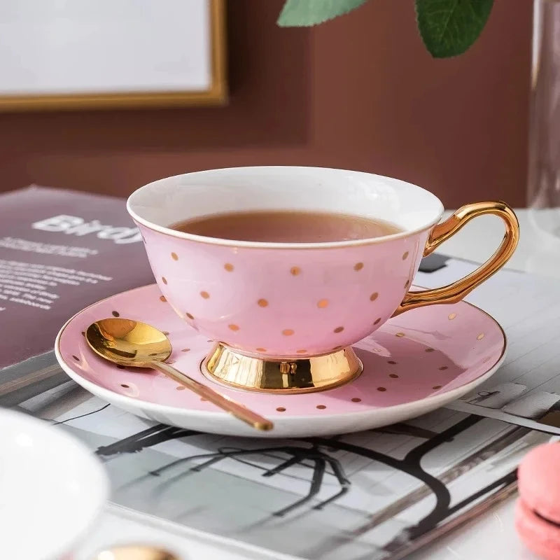 Ceramic Coffee Cup with Saucer Elegance Candy Colored Cute Girls' Afternoon Tea Mug Milk Latte Cups Luxury Ceramic Tea Cup Set