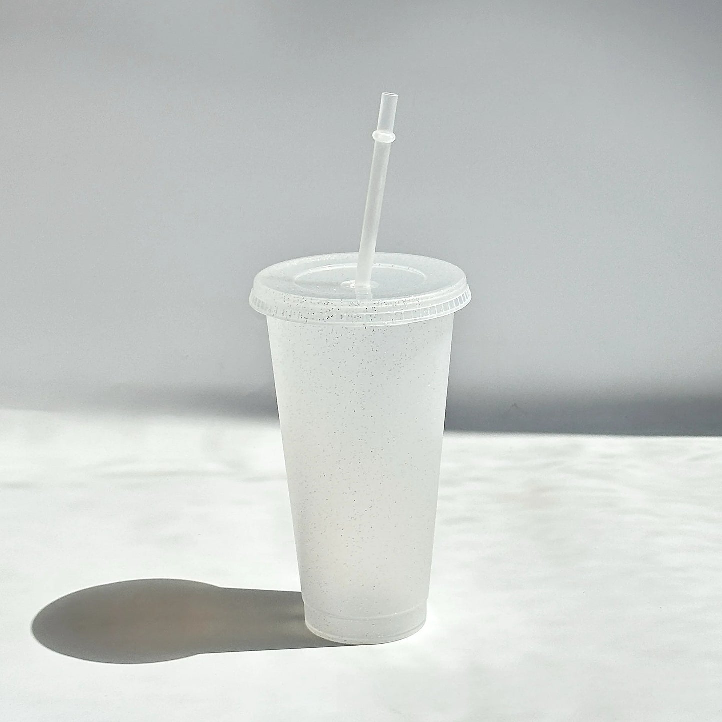 PlasticCupsWithLids And StrawsJuice Milk Tea Coffee CupsDrinking CupCold CupsColor Changing Cups, Glitter Cups ChangingPartyCups