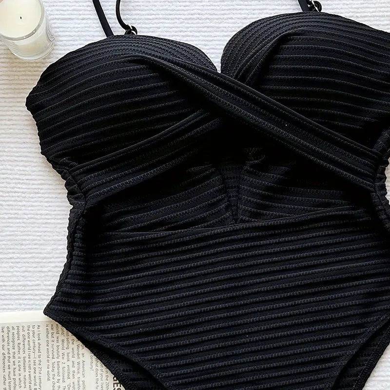 Swimsuit women's 2025 new suspender conservative thin and flesh-covering bikini high-end seaside vacation hot spring swimsuit