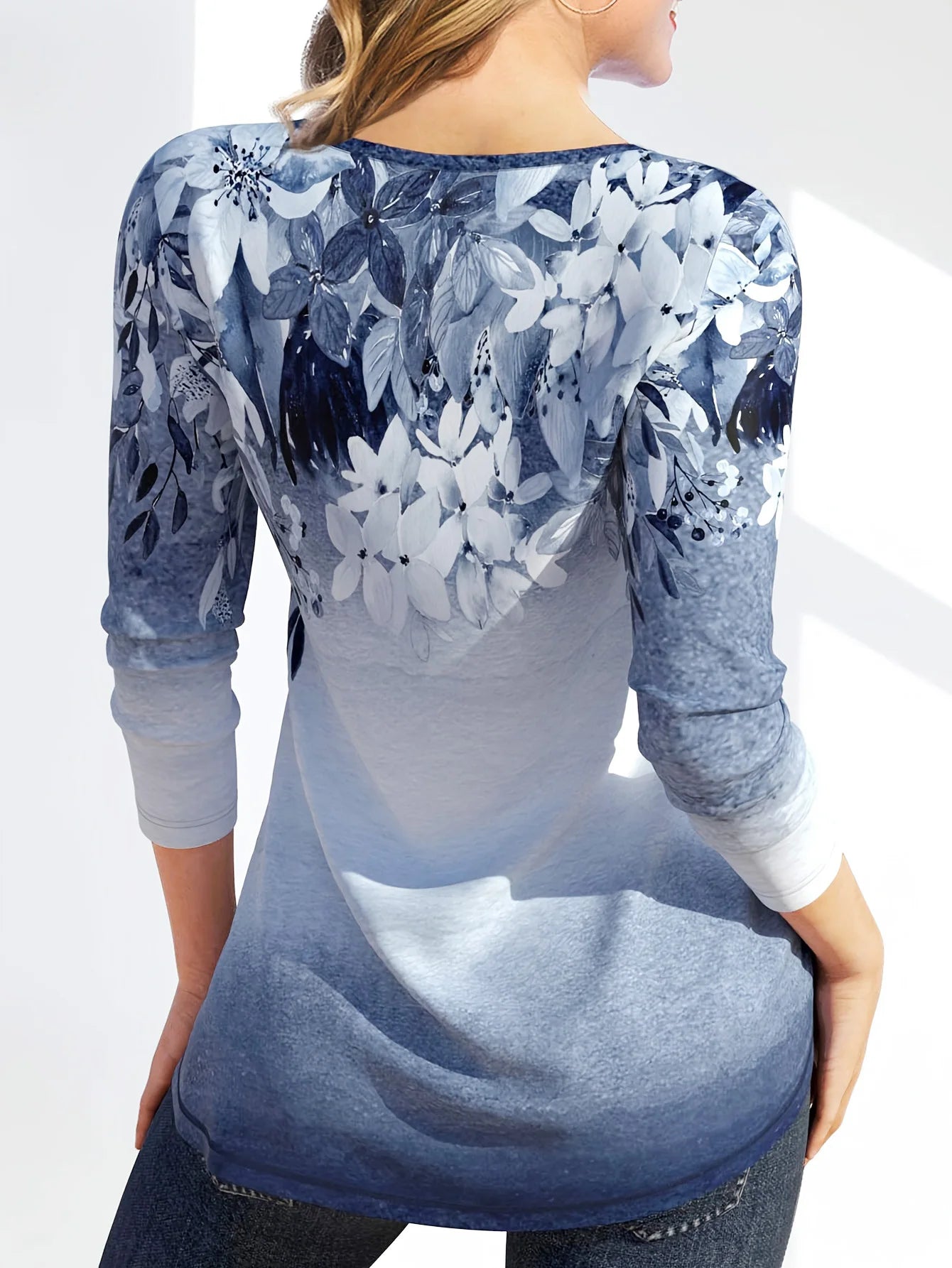 Women's Plus Size Stylish Floral Print Stylish Casual Top with Button Accent Long Sleeve T-Shirt for Spring & Fall-Comfortable