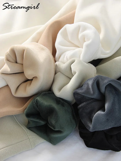 Winter Fleece Sweatshirts For Women Oversized Top Warm Pullovers Black Loose O Neck White Thick Velvet Sweatshirt Women Warm