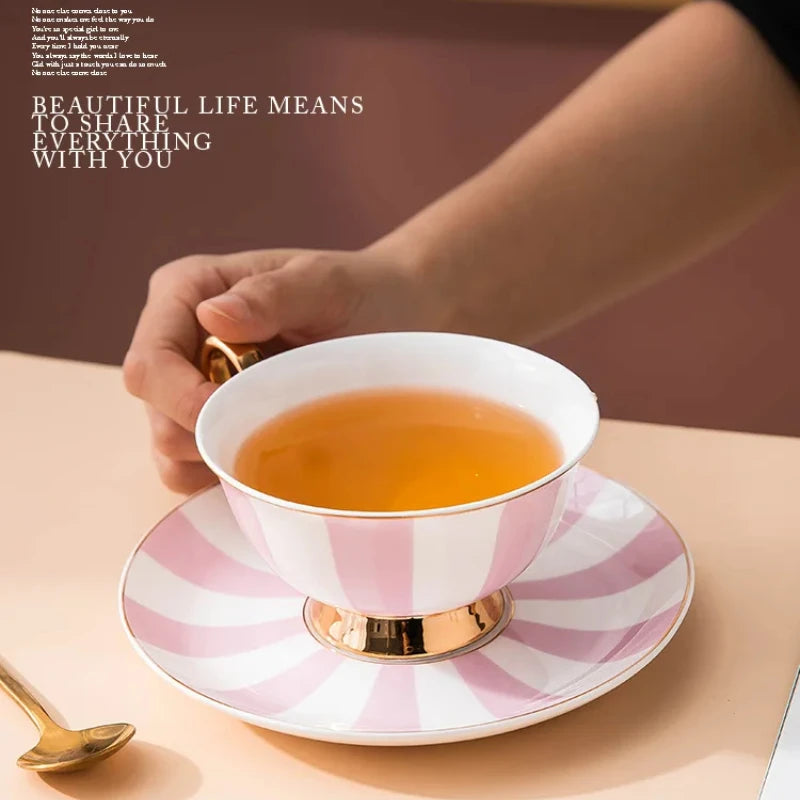 Ceramic Coffee Cup with Saucer Elegance Candy Colored Cute Girls' Afternoon Tea Mug Milk Latte Cups Luxury Ceramic Tea Cup Set