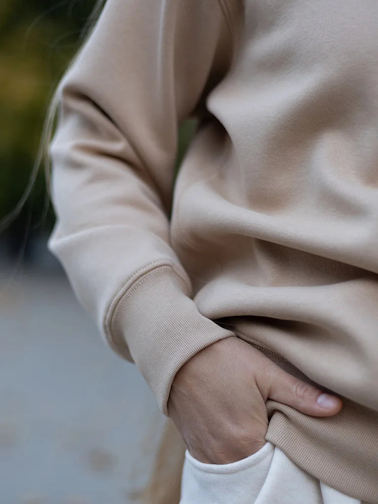 Winter Fleece Sweatshirts For Women Oversized Top Warm Pullovers Black Loose O Neck White Thick Velvet Sweatshirt Women Warm