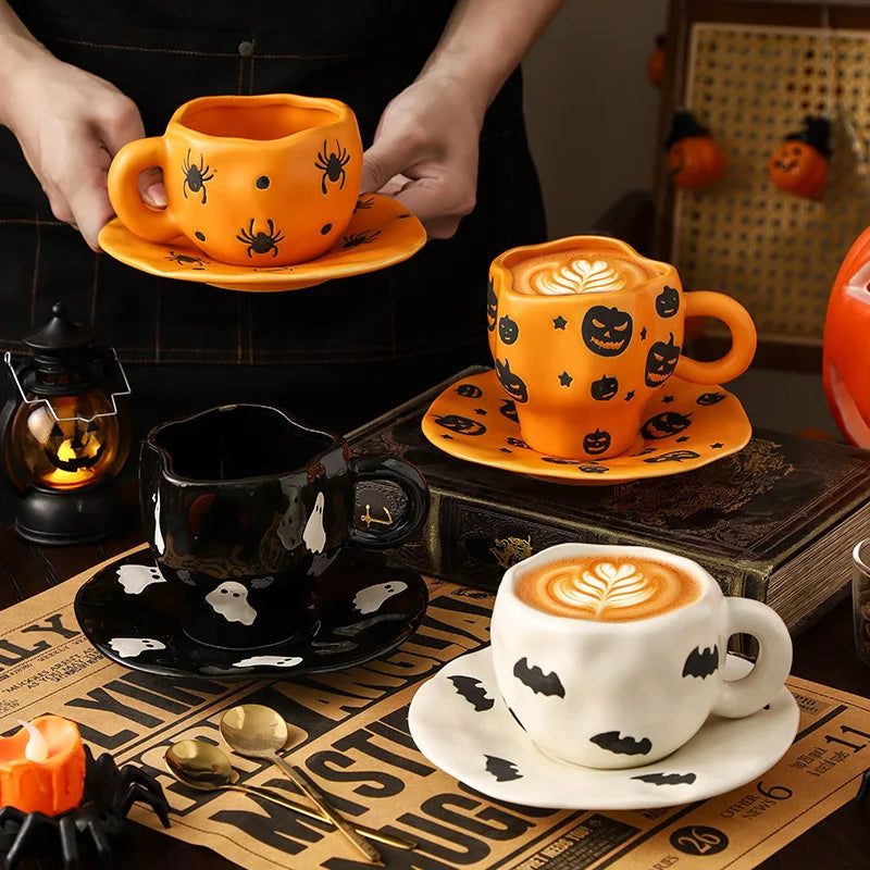 Creative Halloween-themed ceramic cups and saucers Irregular personalized coffee cups Coffee saucers Pumpkin bat pattern cups